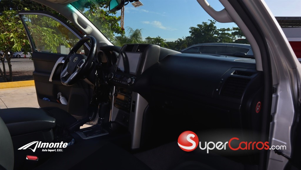 2011 Toyota Land Cruiser Prado — foto 10 / 12
