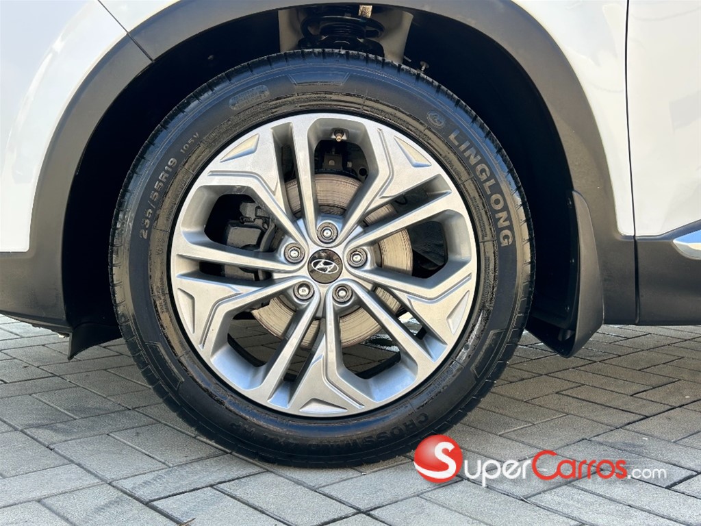 2019 Hyundai Santa Fe Sport 2.0T Ultimate — foto 11 / 12