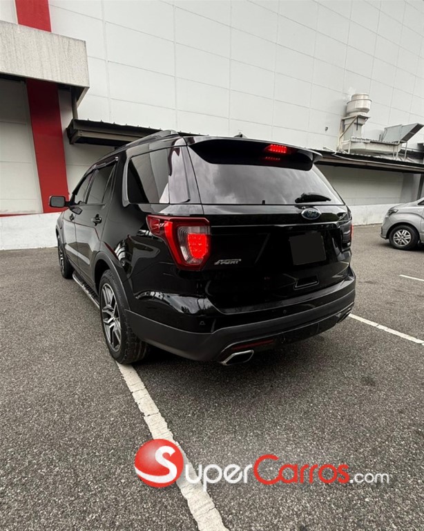 2016 Ford Explorer — foto 7 / 11
