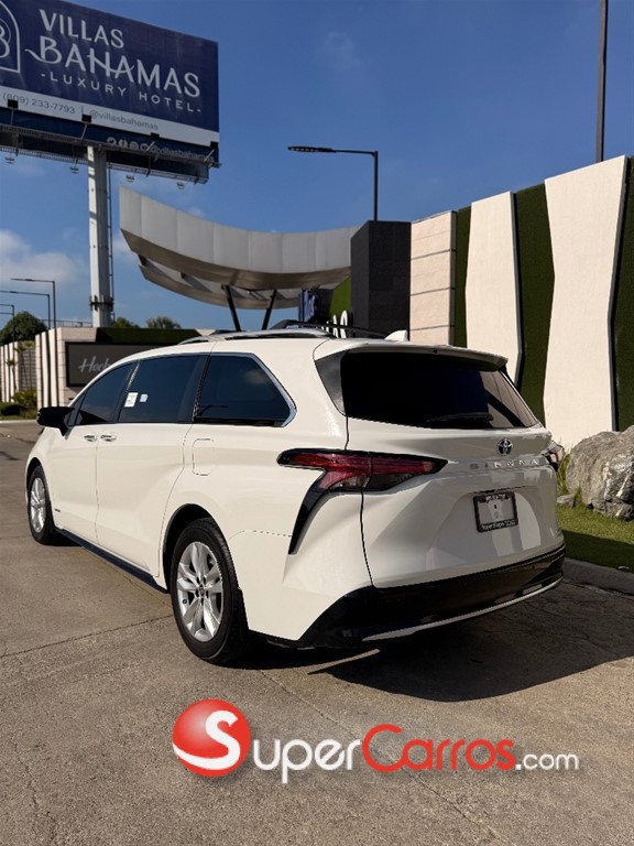 2021 Toyota Sienna Limited — foto 4 / 12