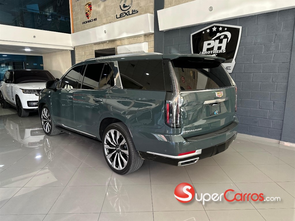 2026 Cadillac Escalade Premium Luxury — foto 4 / 12