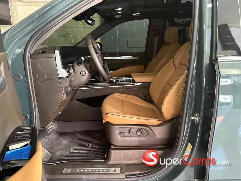 2026 Cadillac Escalade Premium Luxury — foto 6 / 12