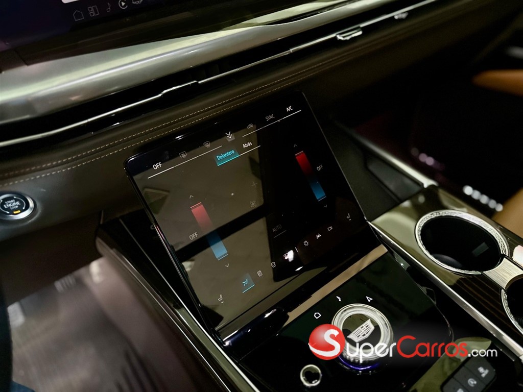 2026 Cadillac Escalade Premium Luxury — foto 12 / 12