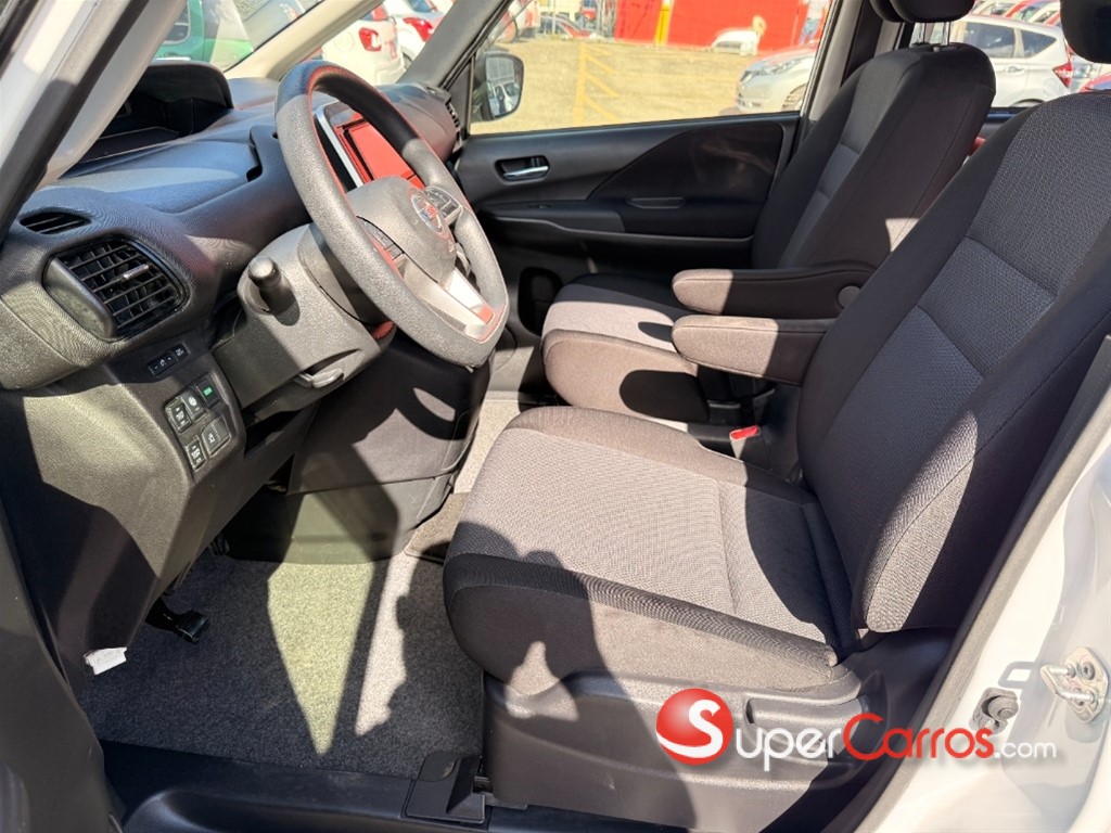 2020 Nissan Serena — foto 5 / 12