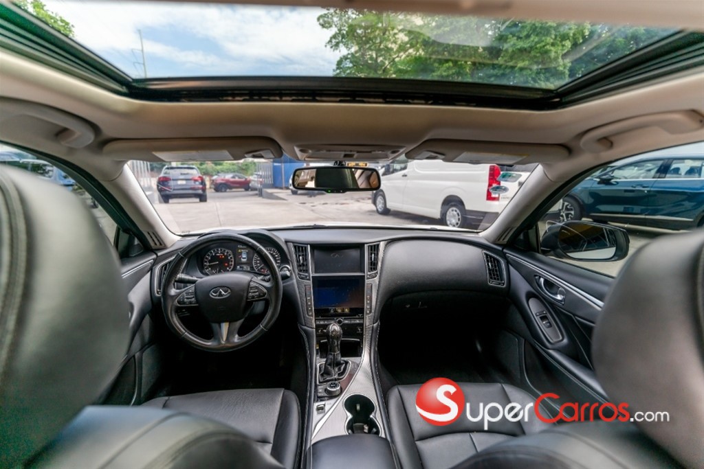 2016 Infiniti Q-50 — foto 6 / 9