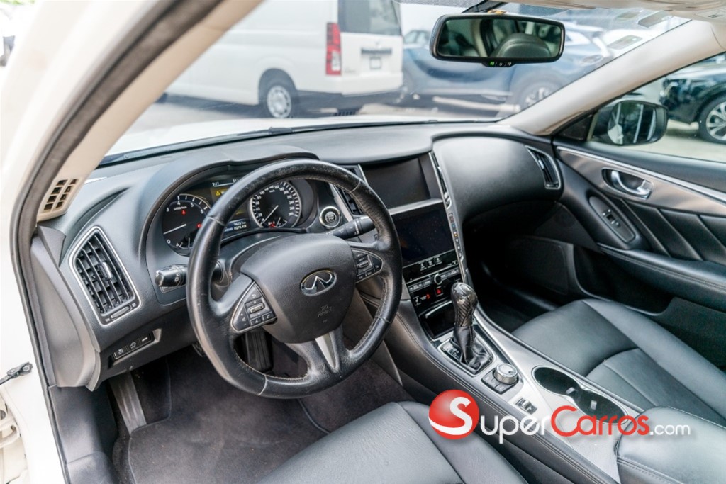 2016 Infiniti Q-50 — foto 7 / 9