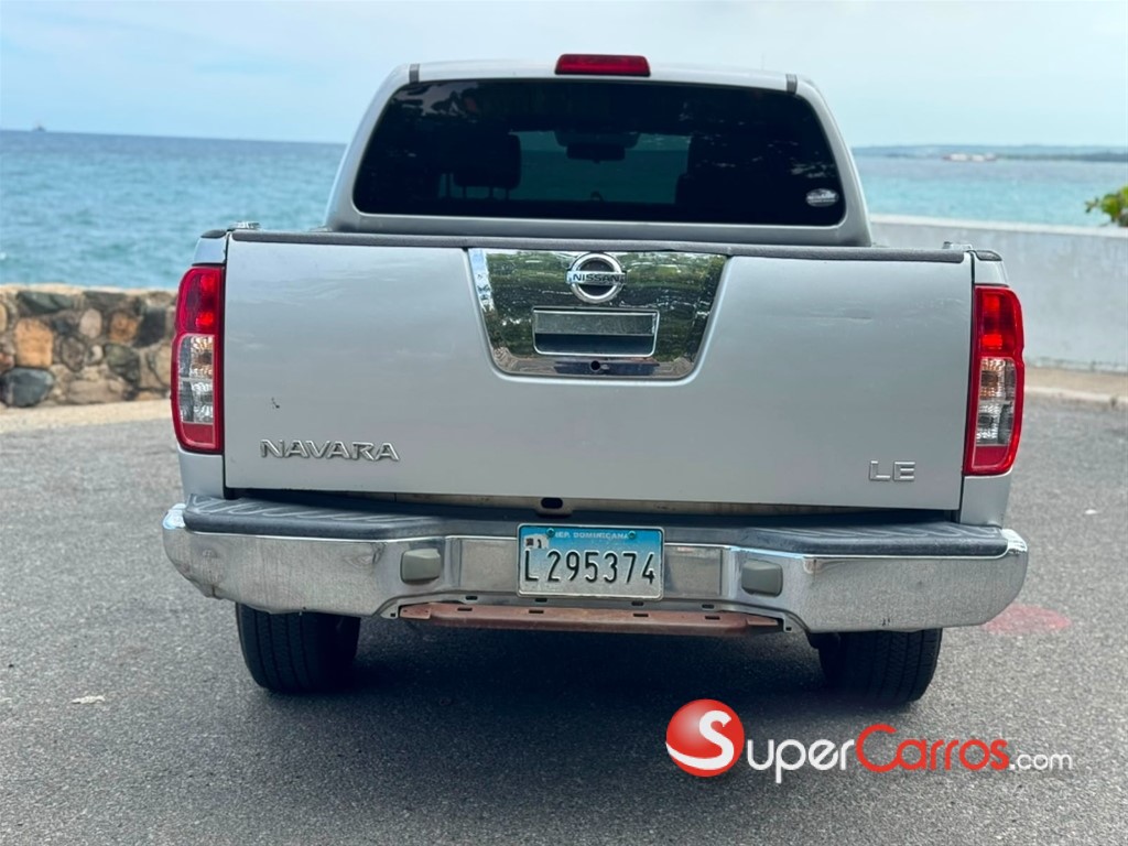2011 Nissan Navara LE — foto 11 / 12