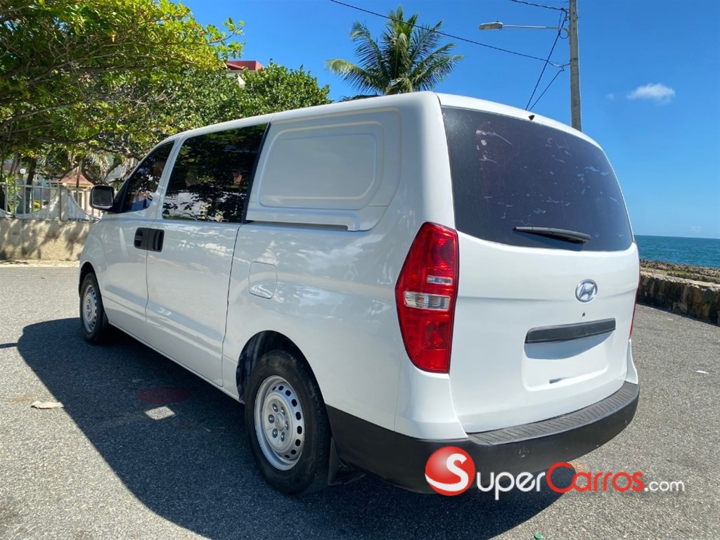 2021 Hyundai H 1 — foto 9 / 11