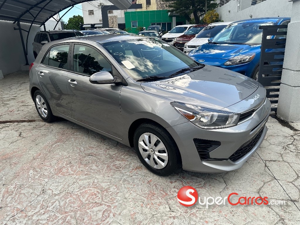 2022 Kia Rio S — foto 2 / 12