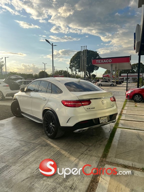 2016 Mercedes-Benz Clase GL 400 — foto 3 / 10