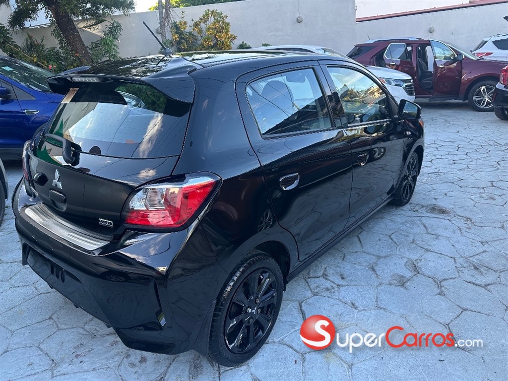 2022 Mitsubishi Motors Mirage Black Edition — foto 4 / 12