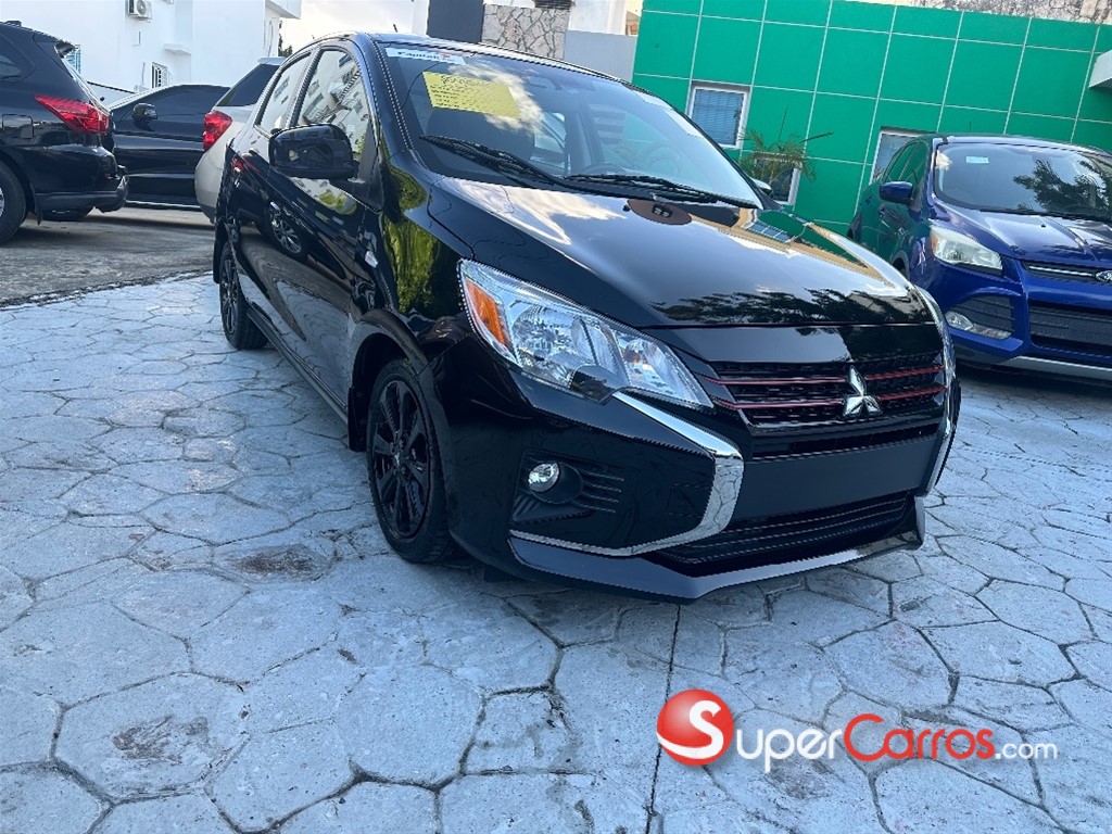 2022 Mitsubishi Motors Mirage Black Edition — foto 7 / 12