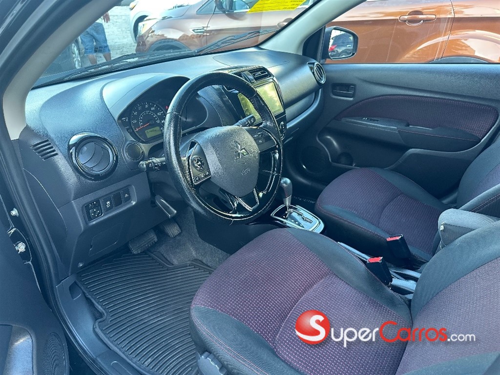 2022 Mitsubishi Motors Mirage Black Edition — foto 8 / 12