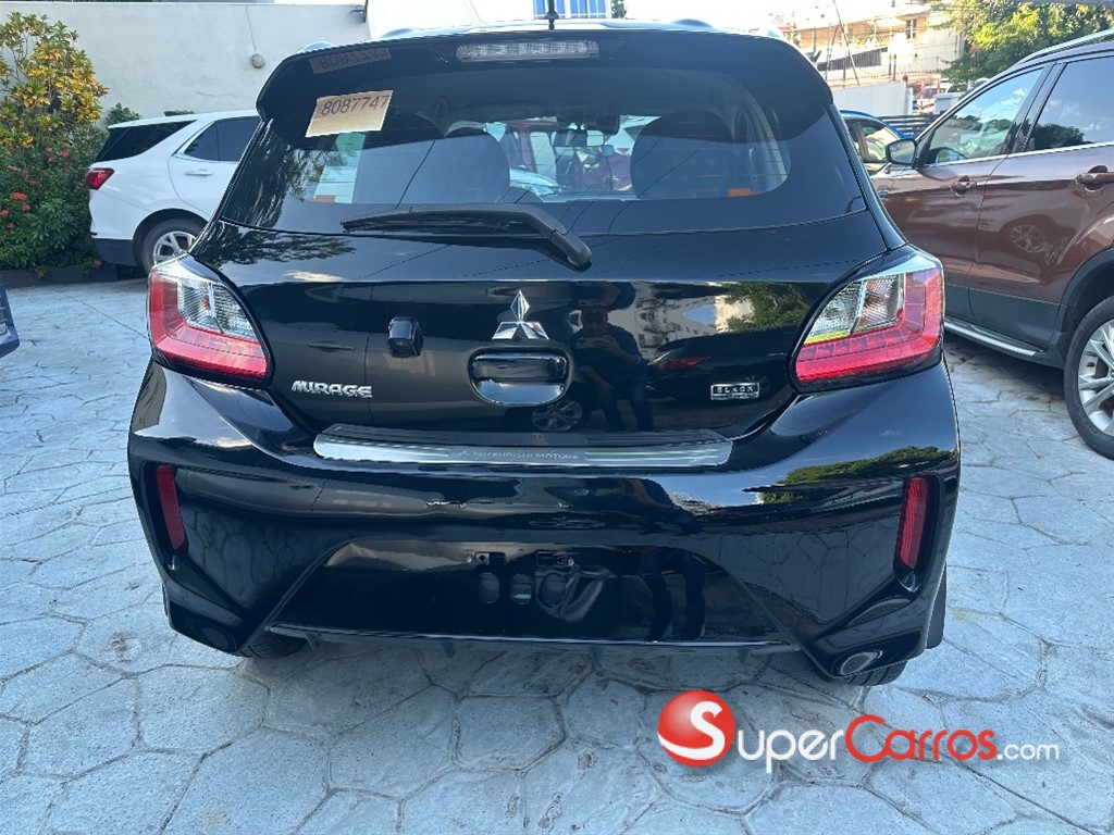 2022 Mitsubishi Motors Mirage Black Edition — foto 12 / 12