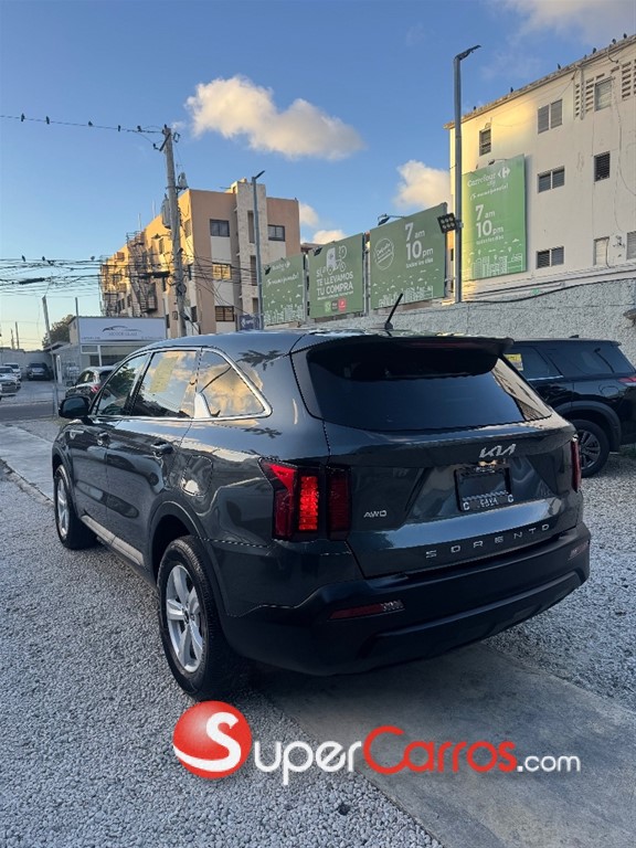 2022 Kia Sorento LX — foto 6 / 10