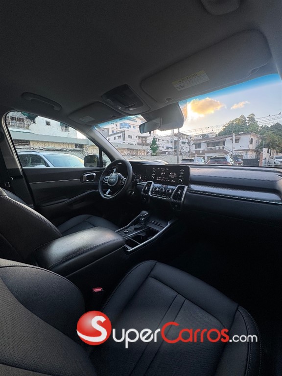 2022 Kia Sorento LX — foto 8 / 10