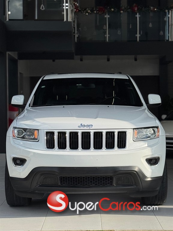 2014 Jeep Grand Cherokee Laredo 4x4 — foto 2 / 11