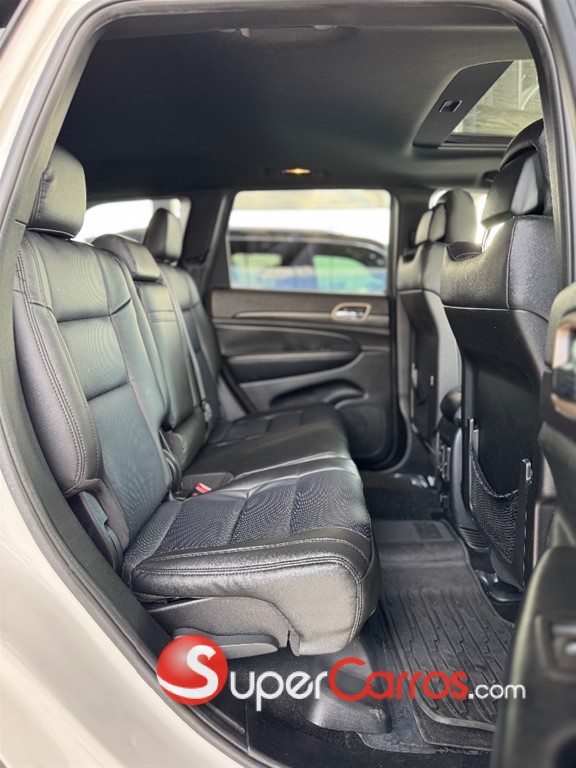 2014 Jeep Grand Cherokee Laredo 4x4 — foto 5 / 11