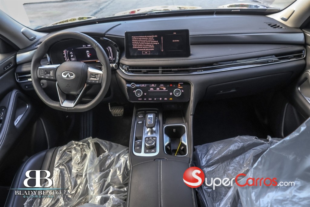2025 Infiniti QX-60 LUXE — foto 7 / 11