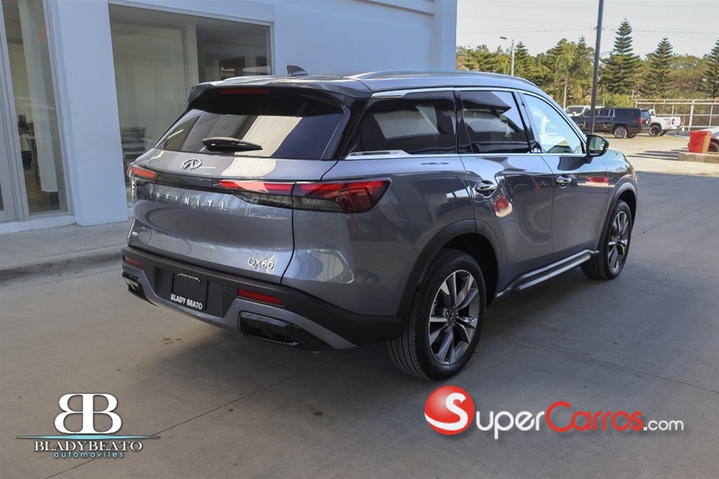 2025 Infiniti QX-60 LUXE — foto 8 / 11