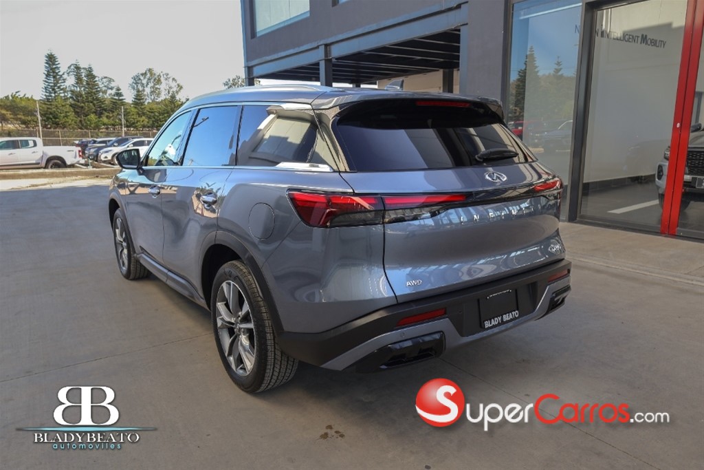 2025 Infiniti QX-60 LUXE — foto 10 / 11