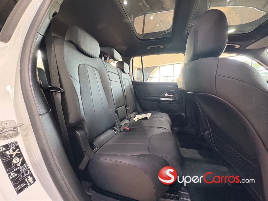 2025 Mercedes-Benz Clase GLB 200 Progressive — foto 5 / 9