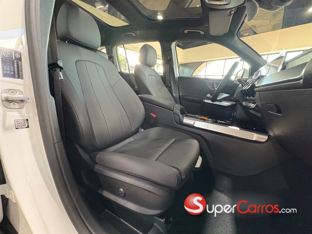 2025 Mercedes-Benz Clase GLB 200 Progressive — foto 6 / 9
