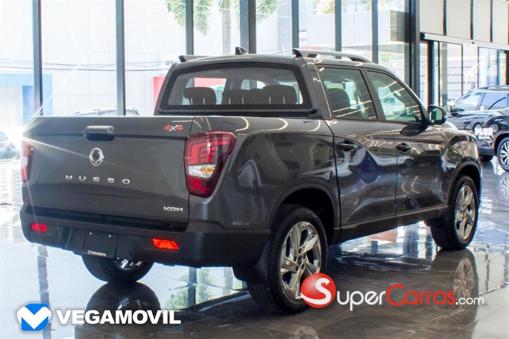 2026 KGM Musso LIMITED — foto 3 / 12