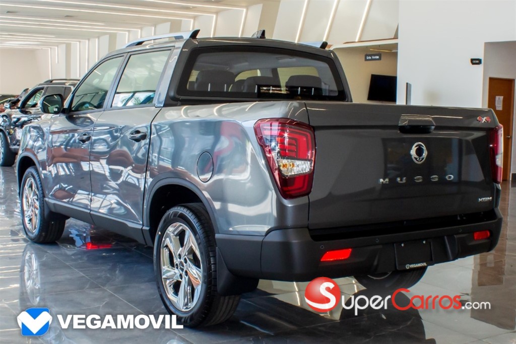 2026 KGM Musso LIMITED — foto 4 / 12