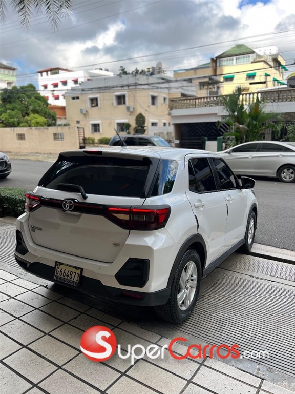 2024 Toyota Raize — foto 4 / 8