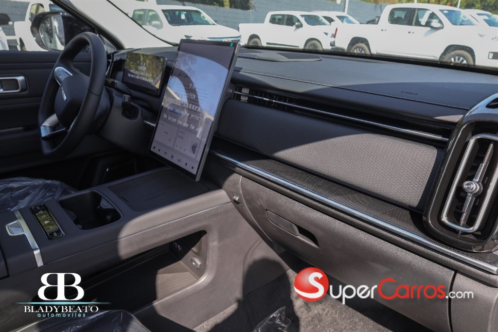 2026 JAECOO J7 PHEV PREMIUM — foto 7 / 11