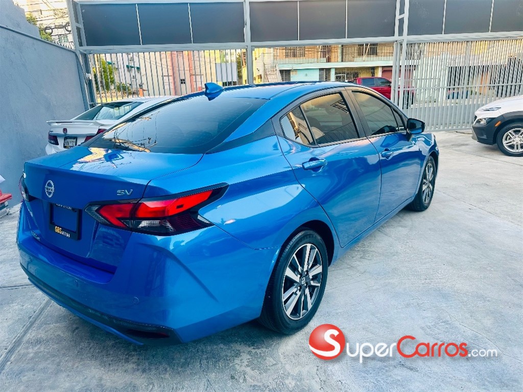 2020 Nissan Versa SV — foto 5 / 12