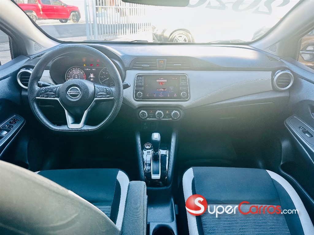 2020 Nissan Versa SV — foto 9 / 12