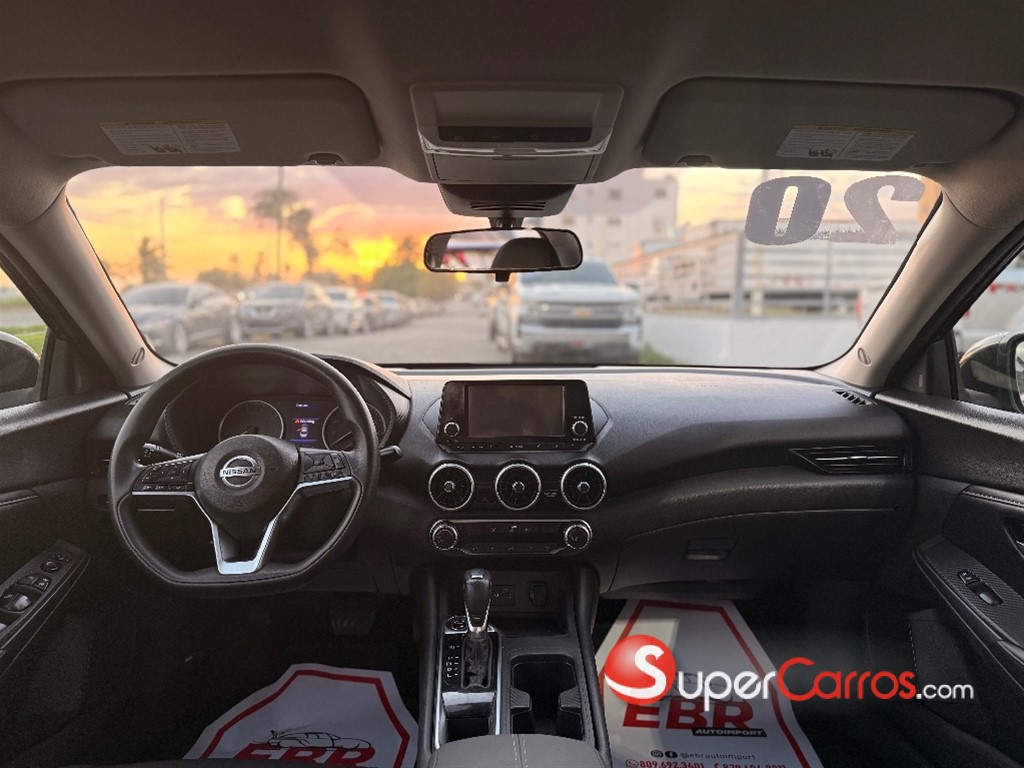 2020 Nissan Sentra SV — foto 5 / 9