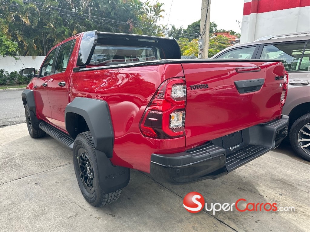 2026 Toyota Hilux GR Sport — foto 4 / 9