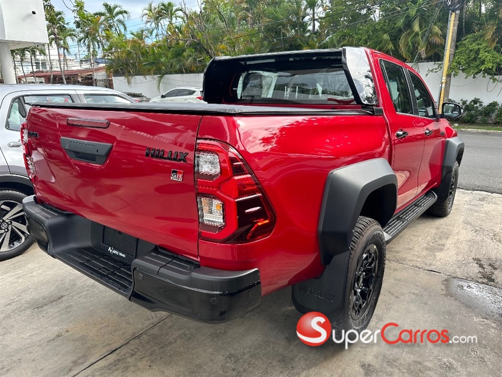 2026 Toyota Hilux GR Sport — foto 5 / 9