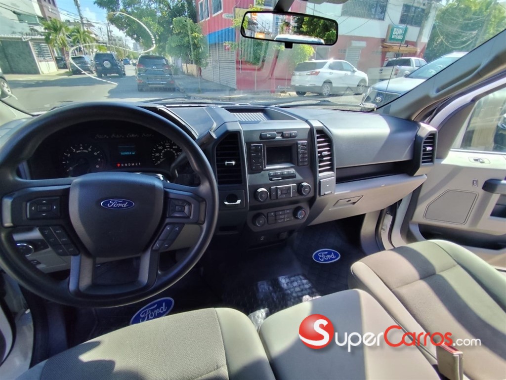 2020 Ford F 150 XLT — foto 6 / 11