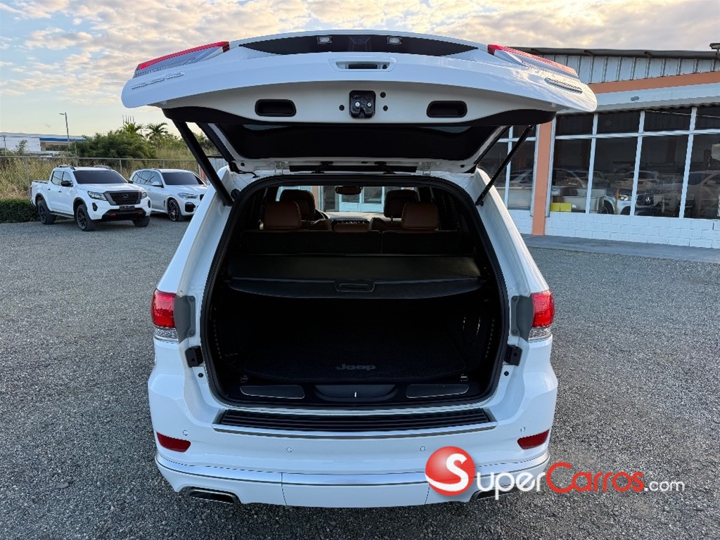 2020 Jeep Grand Cherokee SUMMIT — foto 9 / 12