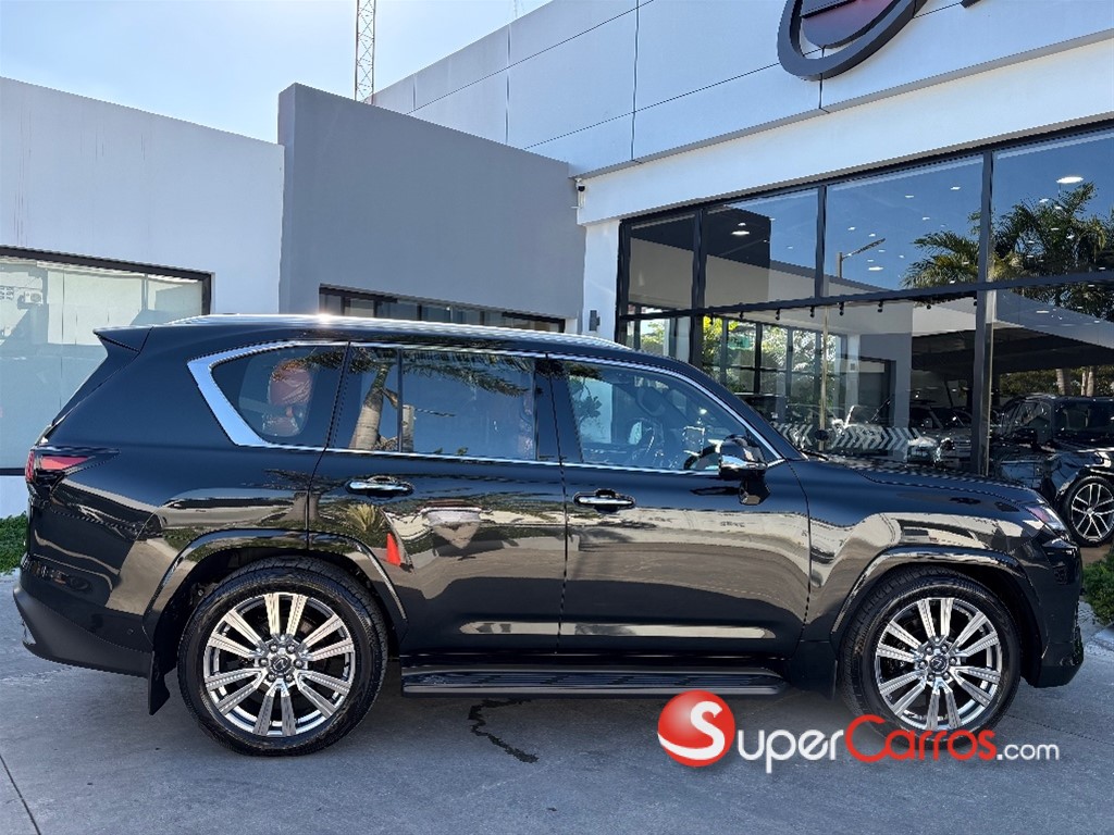 2026 Lexus LX 700 VIP — foto 4 / 9
