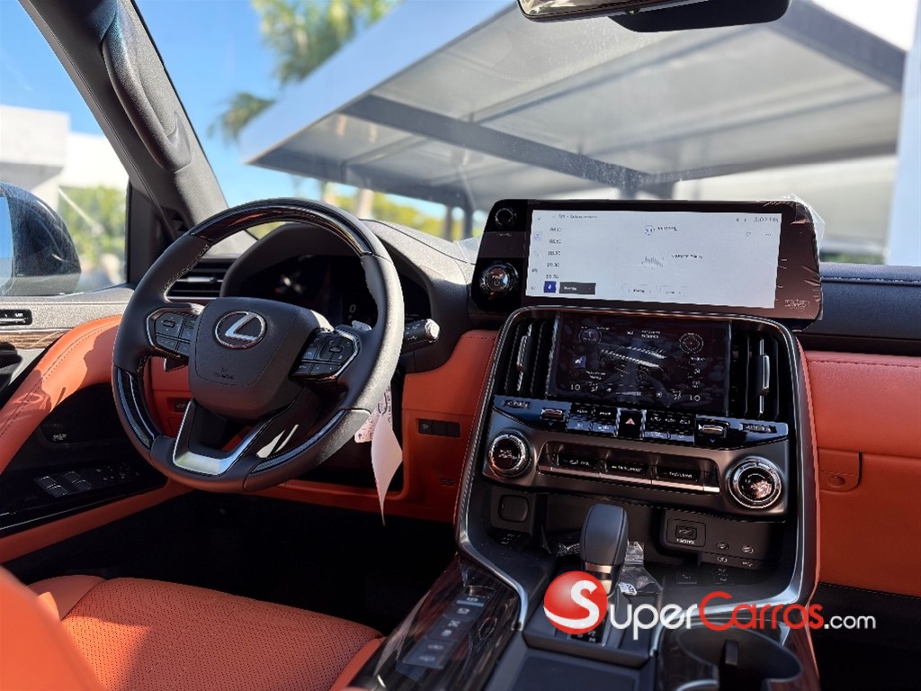 2026 Lexus LX 700 VIP — foto 7 / 9