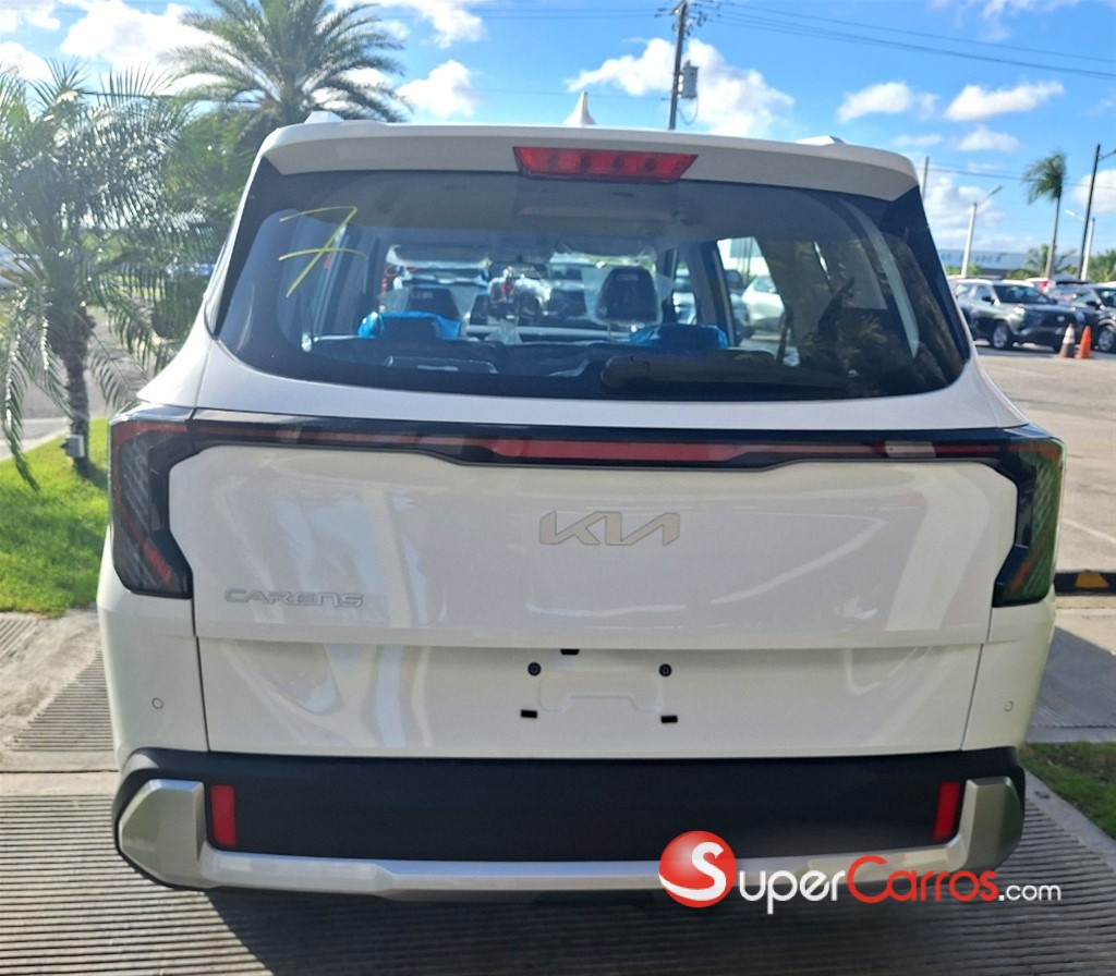 2026 Kia Carens — foto 3 / 5