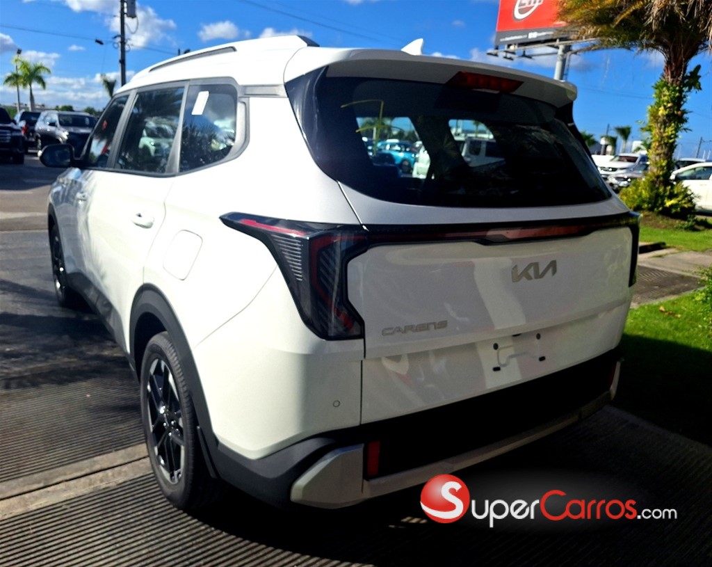 2026 Kia Carens — foto 4 / 5
