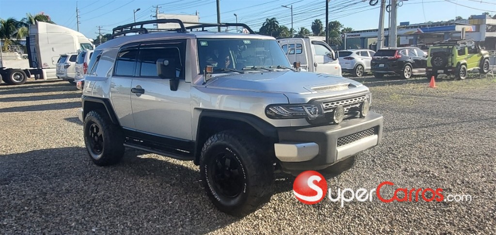 2007 Toyota FJ Cruiser — foto 7 / 12