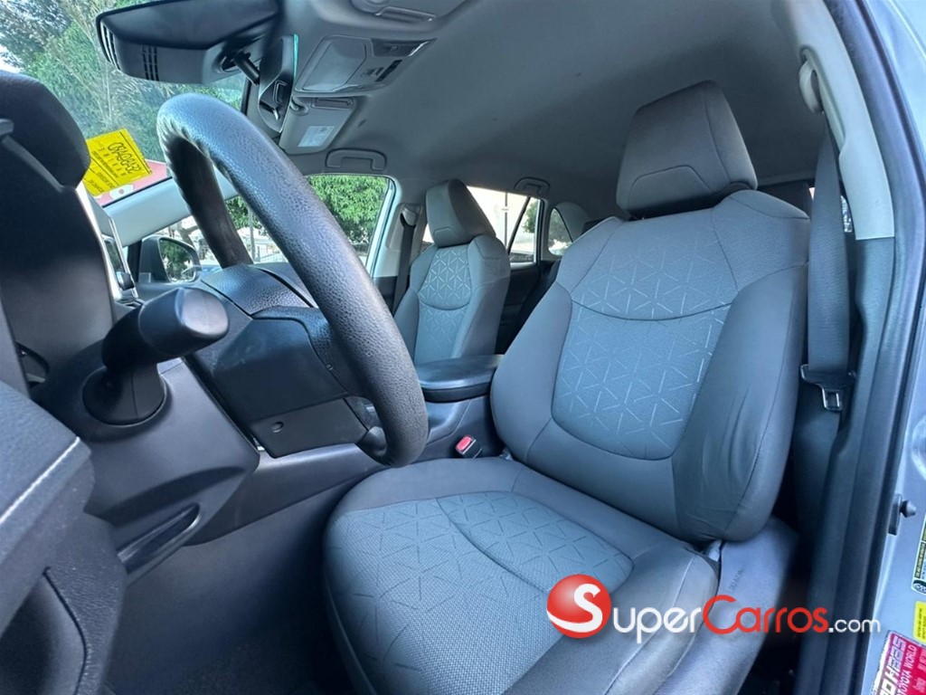 2023 Toyota RAV4 XLE — foto 4 / 11