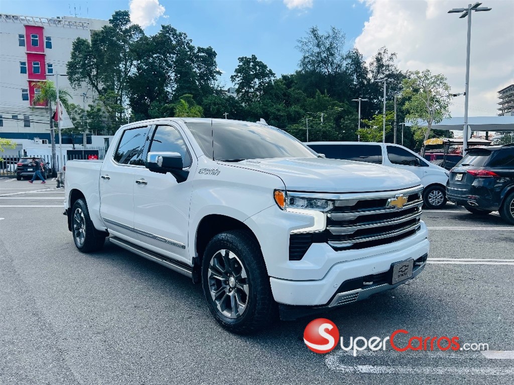 2023 Chevrolet Silverado High Country Duramax — foto 4 / 12