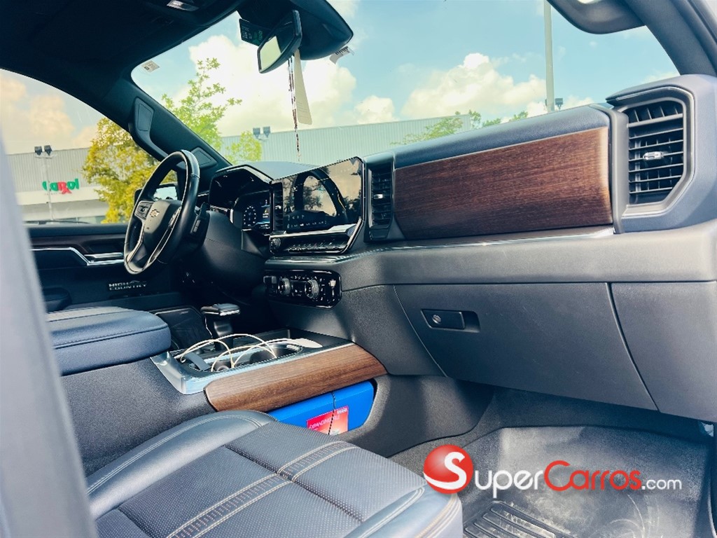 2023 Chevrolet Silverado High Country Duramax — foto 6 / 12