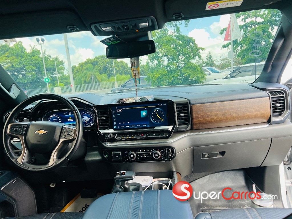 2023 Chevrolet Silverado High Country Duramax — foto 9 / 12