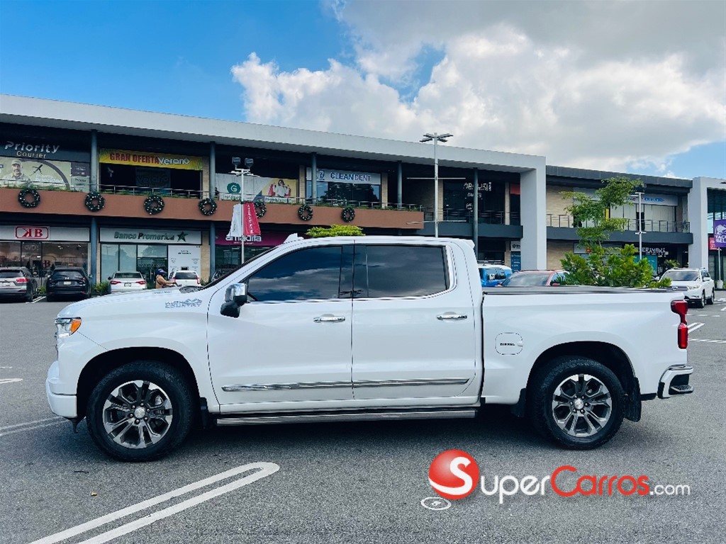 2023 Chevrolet Silverado High Country Duramax — foto 11 / 12