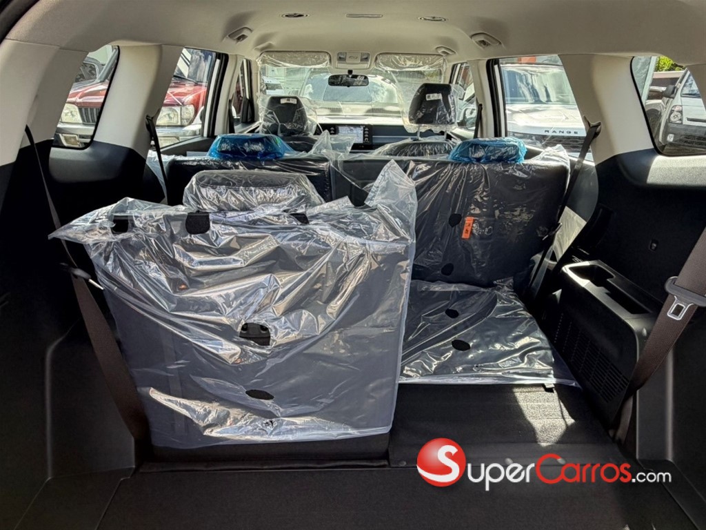 2027 Kia Carens — foto 8 / 11