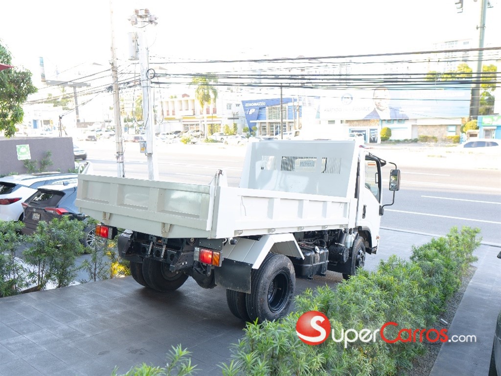 2025 Mitsubishi Motors Canter Fuso — foto 2 / 8